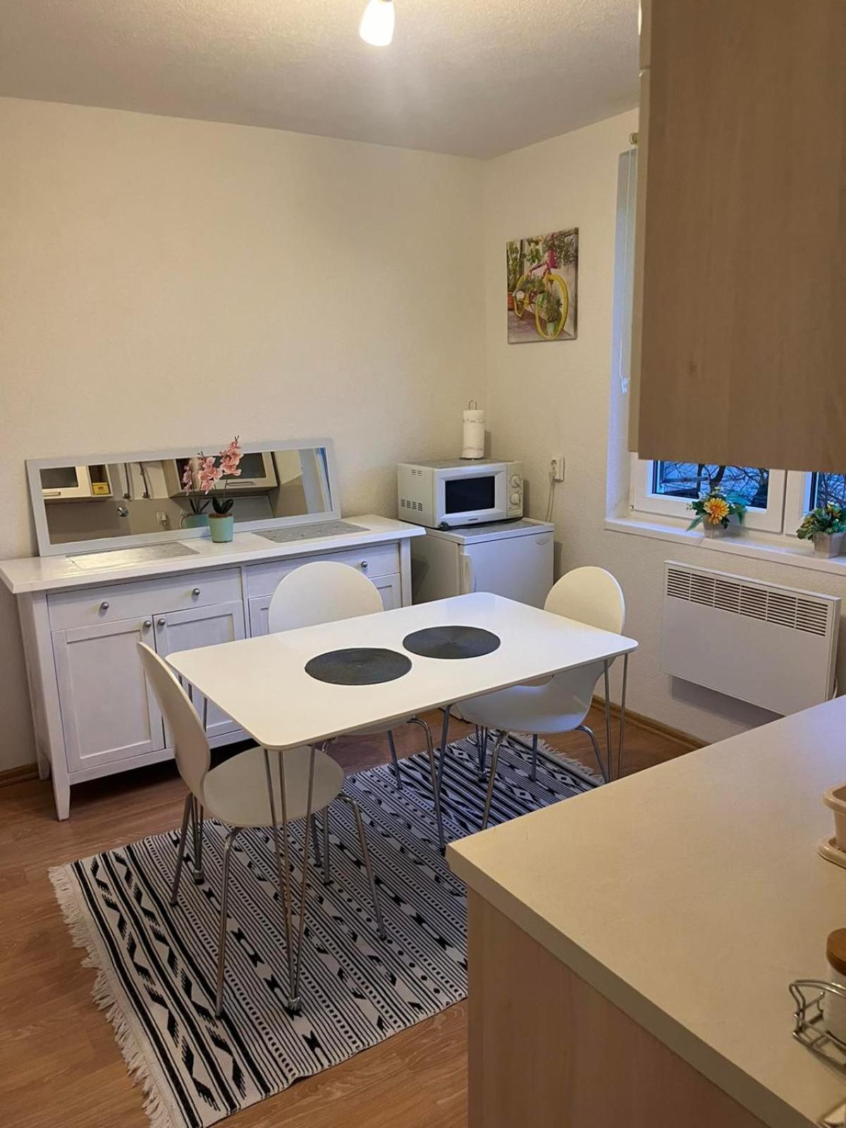 Lovely Apartment In Old Town 400M From City Center Sebilj Sarajevo Exterior photo
